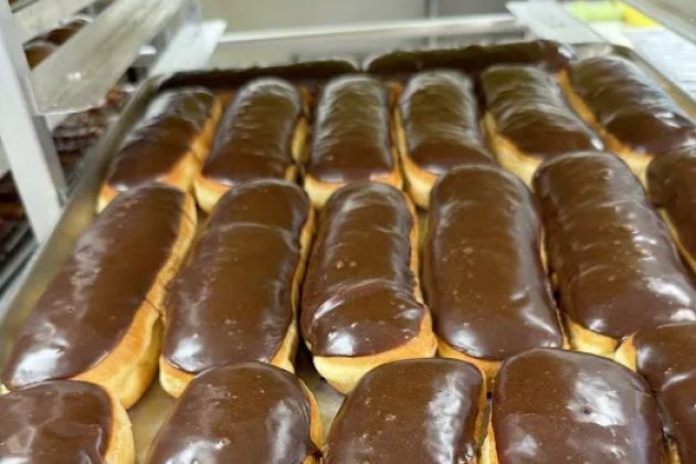 Le Donuts & Coffee