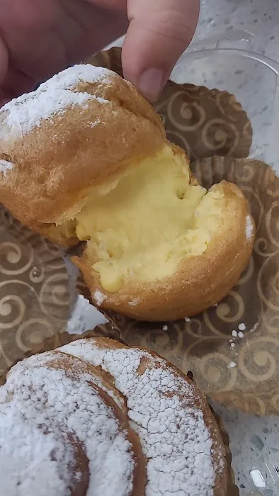 Best Regards Bakery & Cafe Picture 6