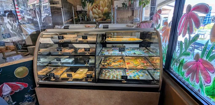 Best Regards Bakery & Cafe Picture 7
