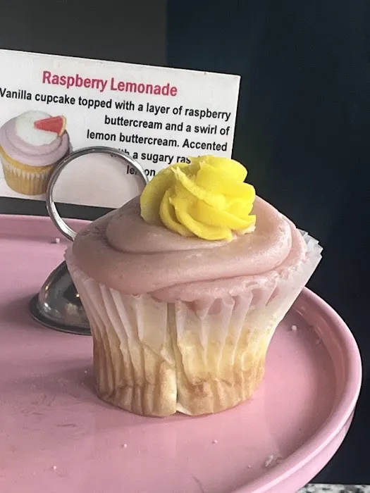 Cupcake A La Mode Picture 4