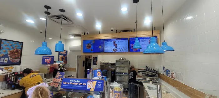 Auntie Anne's Picture 9