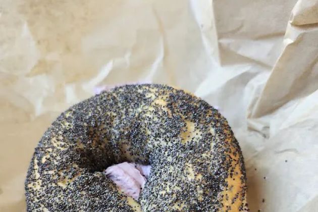 Meshuggah Bagels