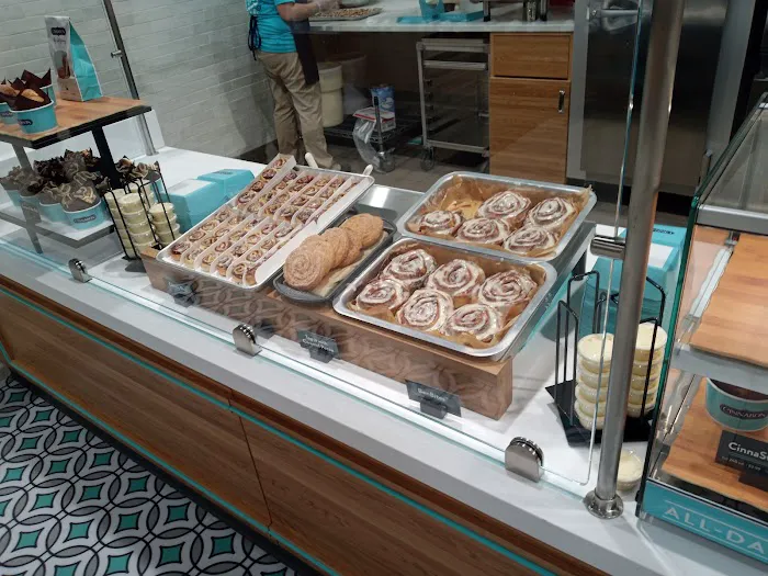 Cinnabon Picture 10