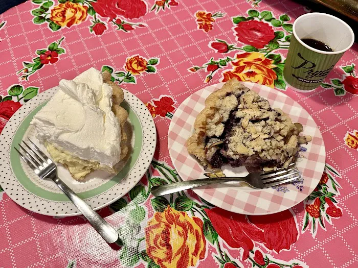 Ashleigh's Bakeshop Picture 1