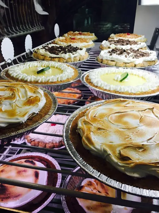 Ashleigh's Bakeshop Picture 7