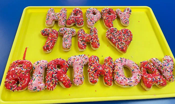 Daylight Donuts - Olathe South 151st Street Picture 4