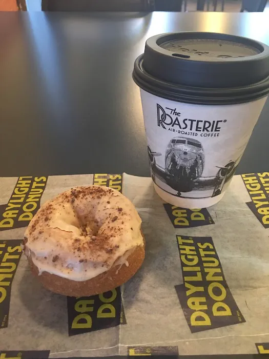 Daylight Donuts - Olathe Picture 4