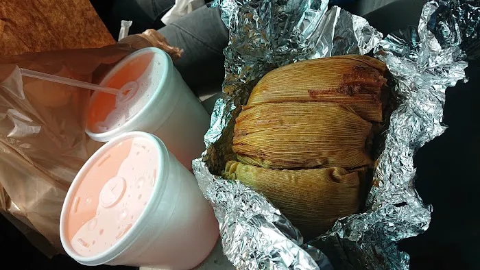 Reyna's Mexican Bakery Picture 9