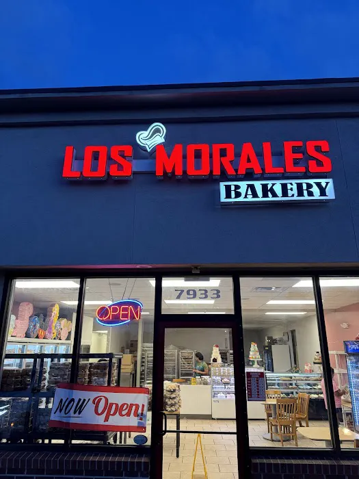 Los Morales Bakery Picture 6