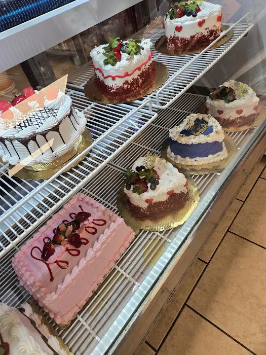 Los Morales Bakery Picture 10