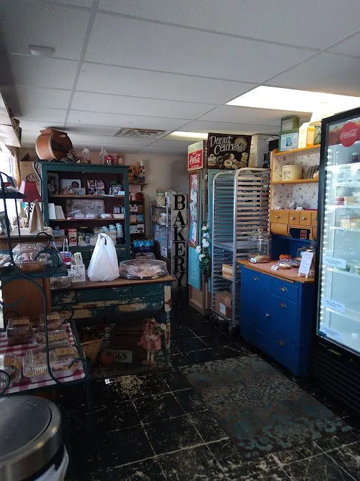 MeMa's Bakery Picture 5