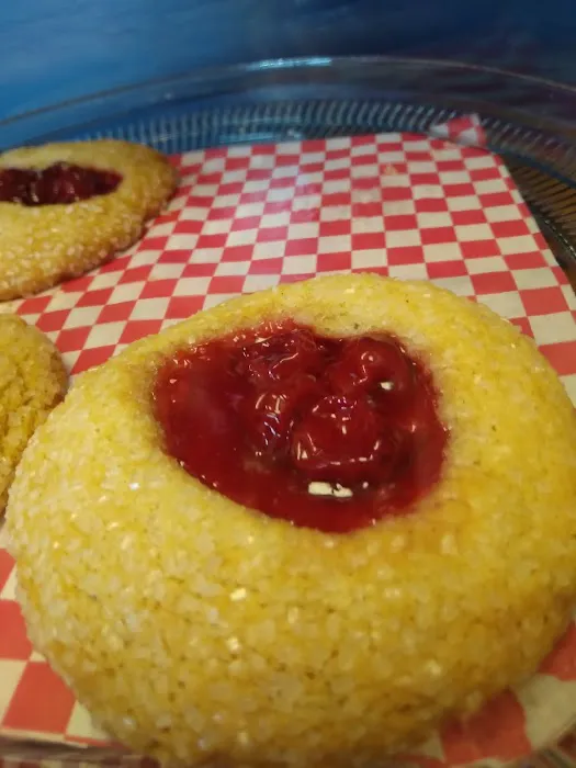MeMa's Bakery Picture 6