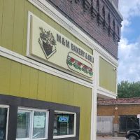 M & M Bakery & Delicatessen LLC. ico