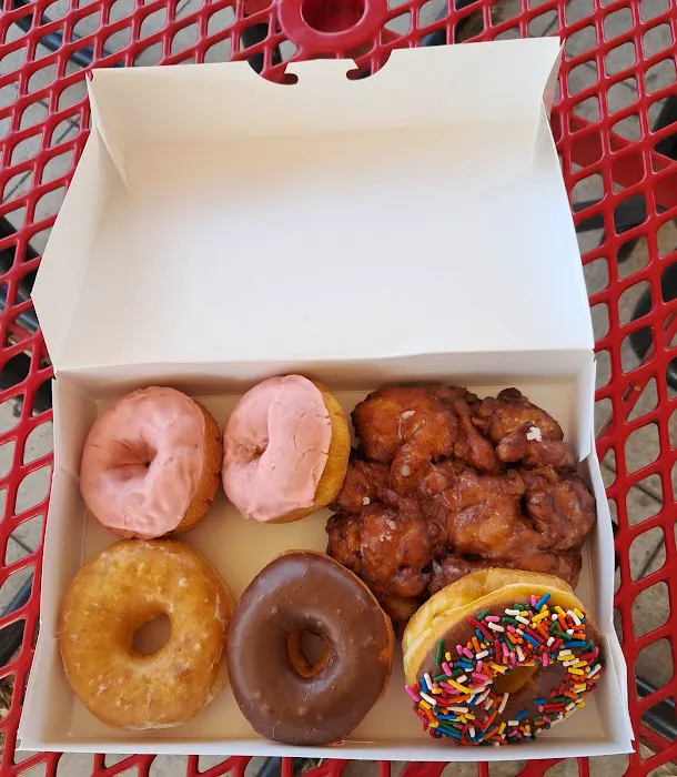 Donut Palace Picture 10