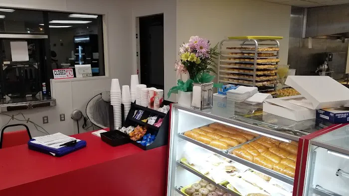 Donut Palace Picture 9