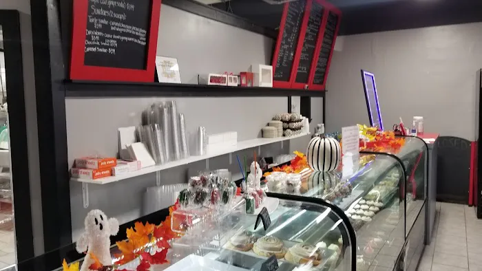 KARMA BAKERY AND DELI Picture 5