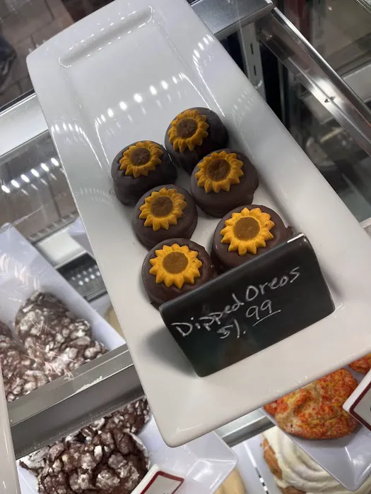 KARMA BAKERY AND DELI Picture 1