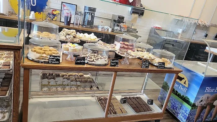 Sis' Sweets Picture 2