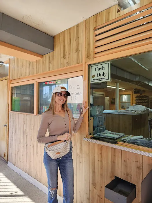 Johnny's Donuts Picture 7
