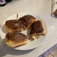 Holt's Donuts ico