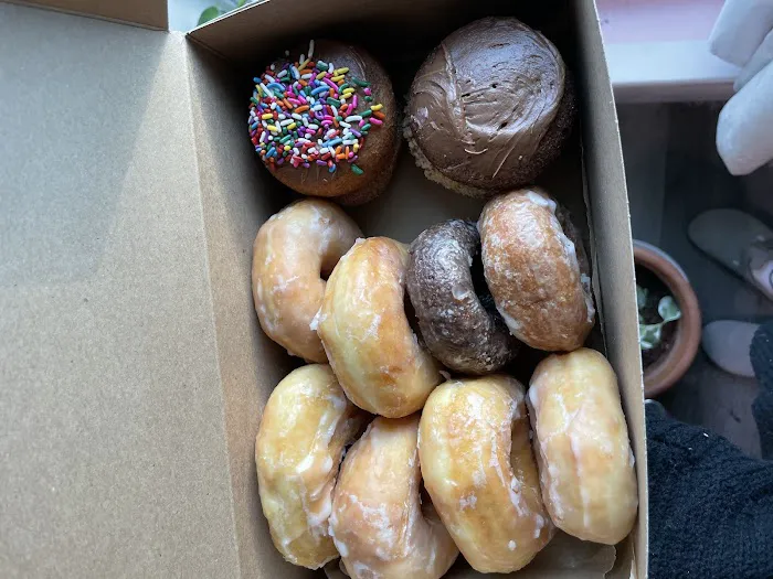 Holt's Donuts Picture 5