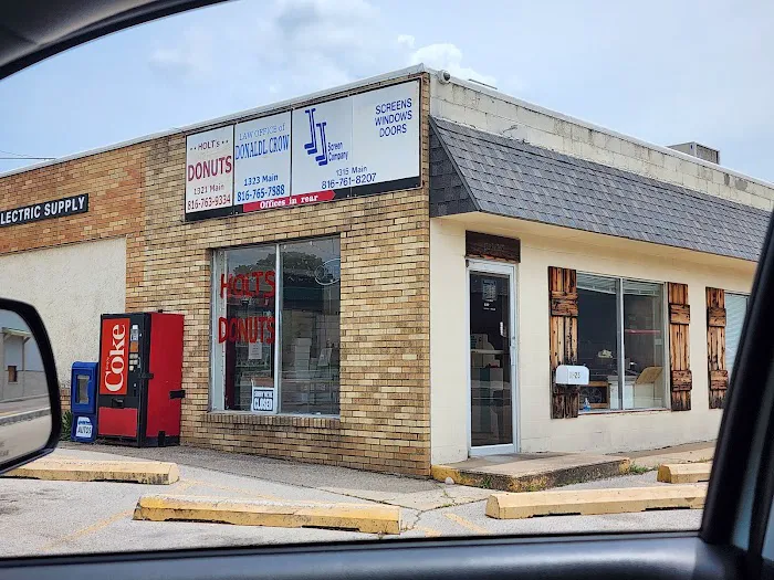 Holt's Donuts Picture 10