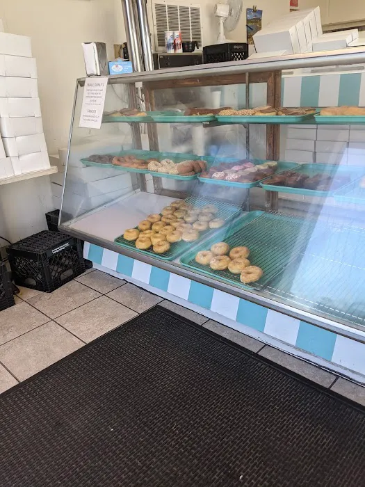 Holt's Donuts Picture 6