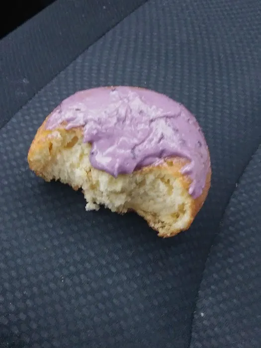 Holt's Donuts Picture 3