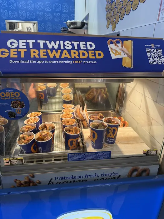 Auntie Anne's Picture 8