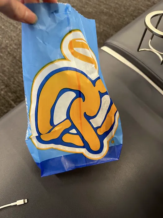 Auntie Anne's Picture 4
