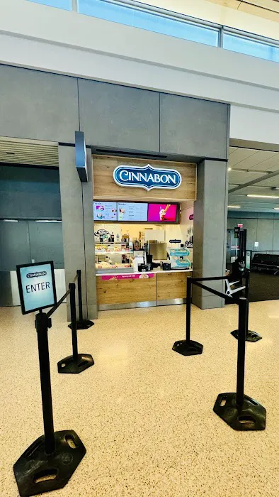 Cinnabon Picture 3