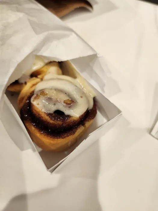 Cinnabon Picture 7