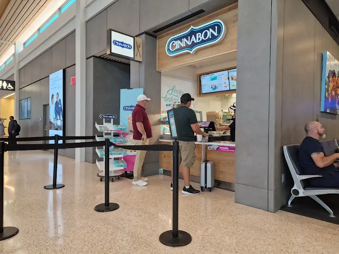 Cinnabon Picture 6