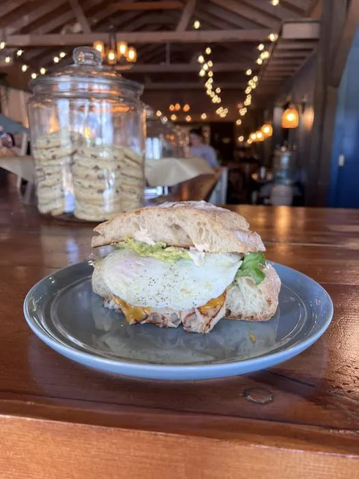 Hayley's Eatery Picture 3