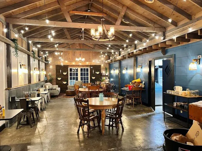 Hayley's Eatery Picture 7