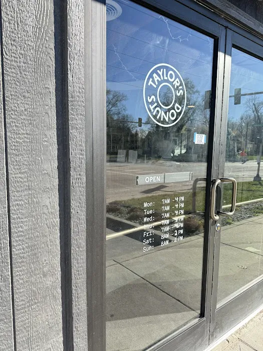 Taylor's Donuts Picture 5