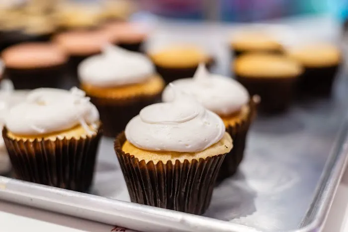 Smallcakes Kansas, LLC Picture 1