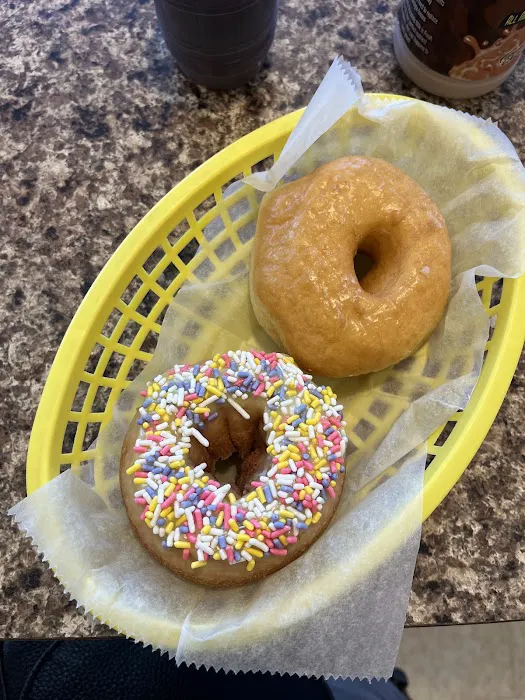 Ray's Donuts Picture 5
