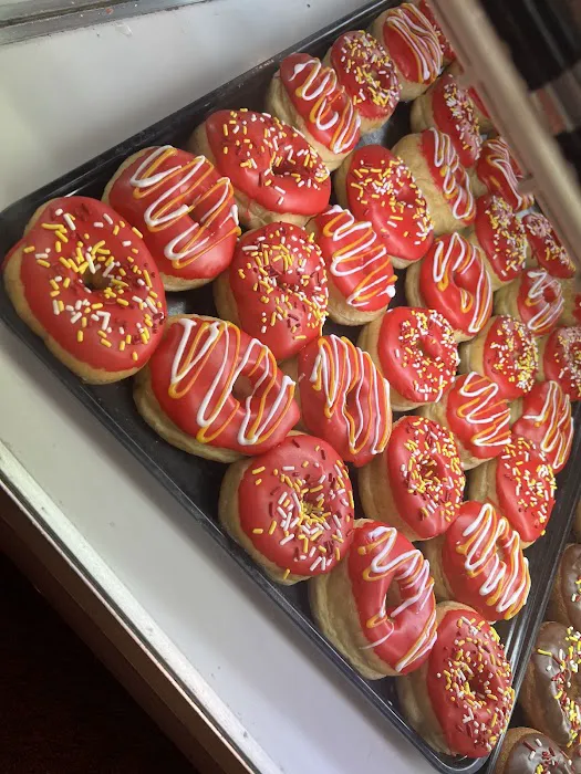 Ray's Donuts Picture 6