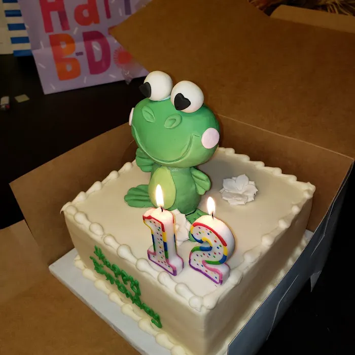 Nellie Custom Cakes Picture 8