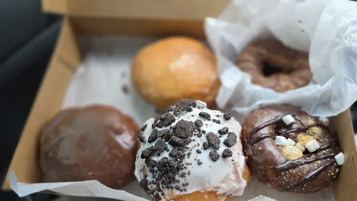 Donut King Picture 3