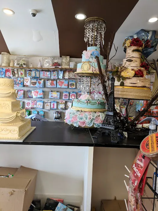 Elvira's Cakes Picture 8