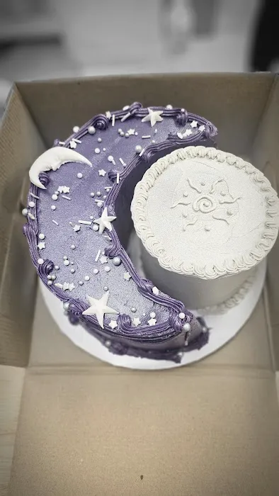 The Paperback Bakery, LLC Picture 7