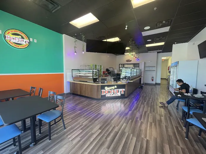 Yummy’s donut palace.boba tea.smoothies.coffee Picture 5