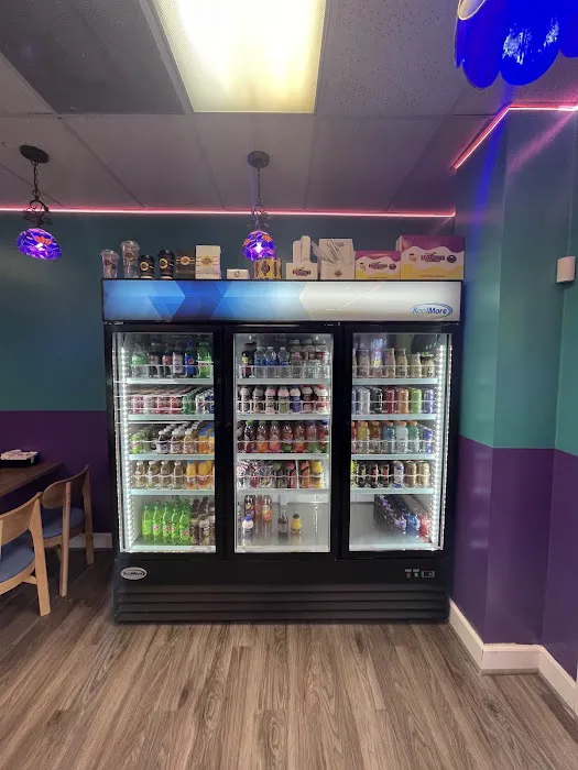 Yummy’s donut palace.boba tea.smoothies.coffee Picture 7