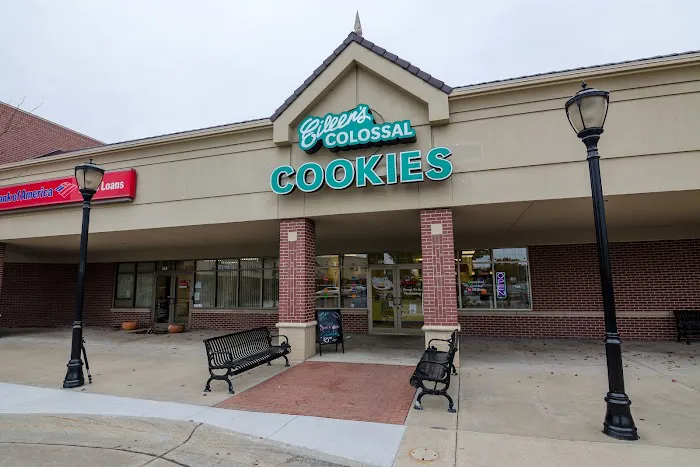 Eileen's Colossal Cookies Picture 1