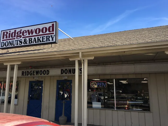 Ridgewood Donuts Picture 10