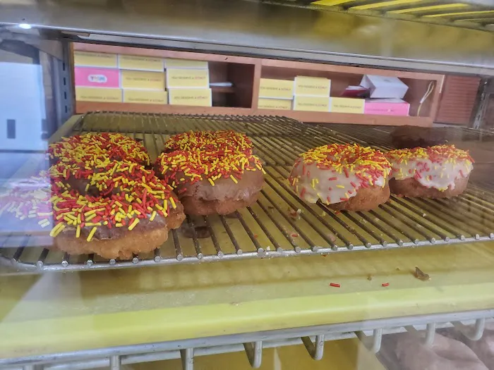 Jack's Donuts Picture 5
