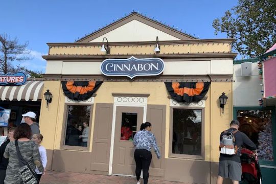 Cinnabon