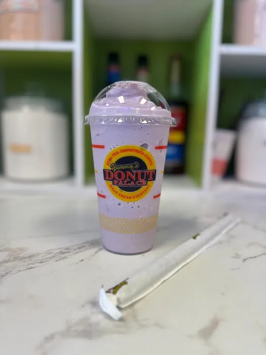 Yummy donut palace.boba tea.smoothies.coffee Picture 10